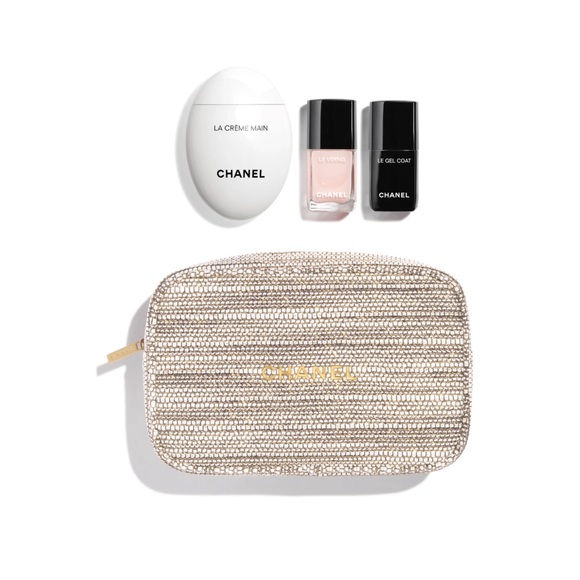 CHANEL Other - NEW Chanel Holiday 22 manicure set